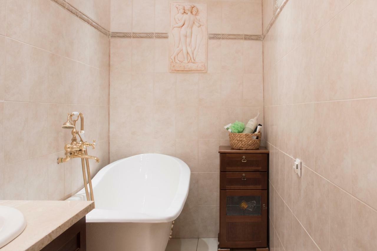 Classy Apartment In Good Neighbourhood Riga Luaran gambar